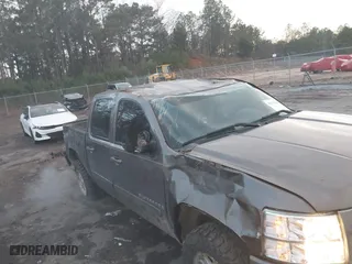 2008 Chevrolet Silverado 1500 LT w/1LT with VIN 2GCEK13J181332863, listed as a IAAI auction lot 41178201 with 181,726 mi miles. Bid and sale history available at carsss.com. Image 6.