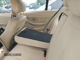 2013 BMW 3 Series 328i с VIN WBA3A5G52DNP23542, выставлен на аукционе IAAI как лот 42599708 с пробегом 169 081 миль миль и . История ставок и продаж доступна на DreamBid. Изображение 8.