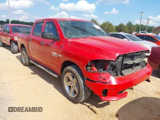 2014 Ram 1500 Express z VIN 1C6RR7KT5ES240368, wystawiony jako IAAI lot #42207249 z przebiegiem 134 516 mil mil oraz . Historia ofert i sprzedaży dostępna na DreamBid. Obrazek 1.