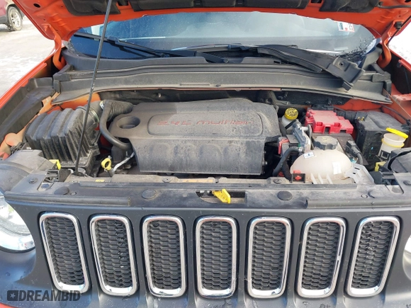 2018 Jeep Renegade Upland Edition with VIN ZACCJBAB0JPJ55503, listed as a IAAI auction lot 41278285 with 30,465 mi miles. Bid and sale history available at carsss.com. Image 10.