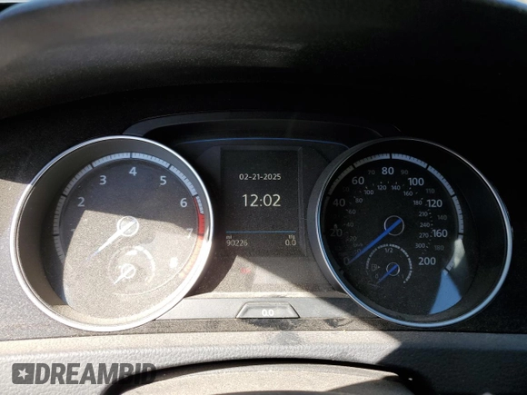 2017 Volkswagen Golf с VIN WVWWF7AU1HW085636, выставлен на аукционе Copart как лот 42734925 с пробегом 90 226 миль миль и Списание • Salvage title. История ставок и продаж доступна на DreamBid. Изображение 9.
