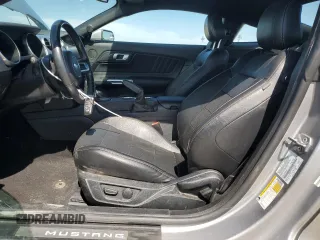 2020 Ford Mustang EcoBoost with VIN 1FA6P8TH2L5136553, listed as a Copart auction lot 62177345 with 61,106 mi miles and Clean title. Bid and sale history available at DreamBid. Image 7.