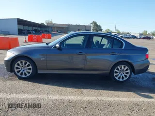 2006 BMW 3 Series 330i с VIN WBAVB33566KR76948, выставлен на аукционе IAAI как лот 41949725 с пробегом 179 505 миль миль и . История ставок и продаж доступна на DreamBid. Изображение 14.