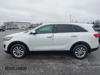 2016 Kia Sorento LX with VIN 5XYPGDA35GG053887, listed as a IAAI auction lot 41509800 with 102,529 mi miles. Bid and sale history available at carsss.com. Image 14.