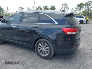 2017 Kia Sorento LX with VIN 5XYPGDA34HG293207, listed as a IAAI auction lot 42108117 with 187,998 mi miles and . Bid and sale history available at DreamBid. Image 18.