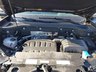2024 Volkswagen Atlas SE z VIN 1V2LR2CA5RC576809, wystawiony jako IAAI lot #41652203 z przebiegiem 11 300 mil mil oraz . Historia ofert i sprzedaży dostępna na DreamBid. Obrazek 10.