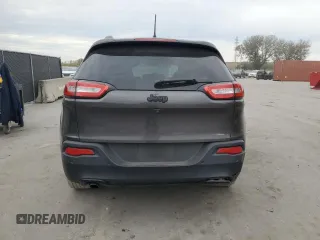2018 Jeep Cherokee Limited z VIN 1C4PJLDB2JD621355, wystawiony jako Copart lot #88645085 z przebiegiem 135 787 mil mil oraz Szkoda całkowita • Salvage title. Historia ofert i sprzedaży dostępna na DreamBid. Obrazek 6.