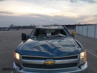 2012 Chevrolet Silverado 1500 LT with VIN 1GCPKSE77CF148478, listed as a IAAI auction lot 41907747 with 258,801 mi miles. Bid and sale history available at carsss.com. Image 6.