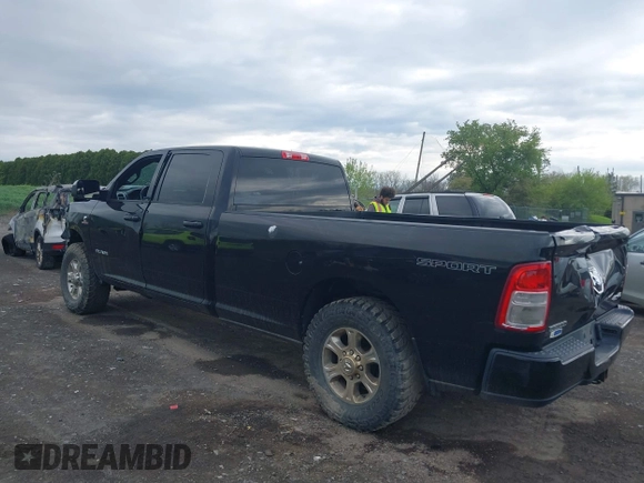 2019 Ram 2500 Big Horn with VIN 3C6UR5JL0KG700152, listed as a IAAI auction lot 42180625 with 94,282 mi miles. Bid and sale history available at carsss.com. Image 3.
