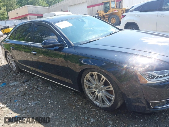 2015 Audi A8 4.0T with VIN WAU32AFD3FN039603, listed as a IAAI auction lot 42267467 with 120,393 mi miles and . Bid and sale history available at DreamBid. Image 13.