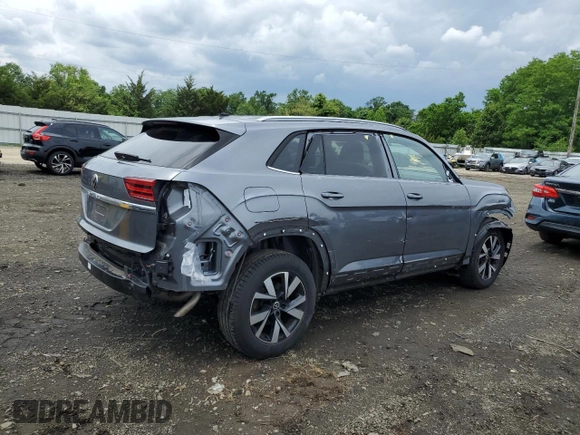 2021 Volkswagen Atlas SE with VIN 1V2LC2CAXMC208572, listed as a Copart auction lot 57548694 with 39,183 mi miles and Salvage title. Bid and sale history available at DreamBid. Image 3.