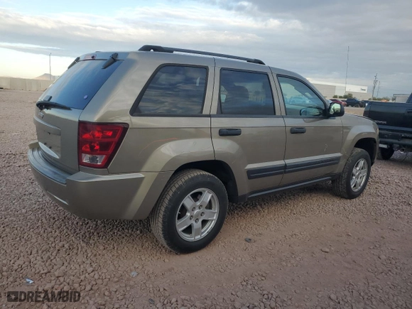 2006 Jeep Grand Cherokee Laredo with VIN 1J4GS48K06C109808, listed as a Copart auction lot 89185885 with 196,549 mi miles and Salvage Title. Bid and sale history available at carsss.com. Image 3.