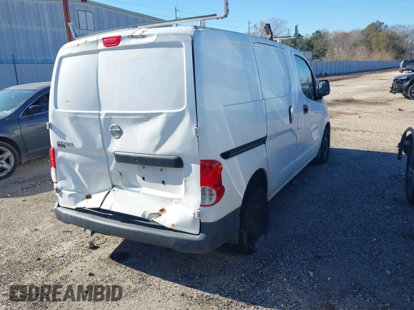 2017 Nissan NV200 S z VIN 3N6CM0KN4HK708196, wystawiony jako IAAI lot #41177290 z przebiegiem 104 398 mil mil oraz . Historia ofert i sprzedaży dostępna na DreamBid. Obrazek 4.