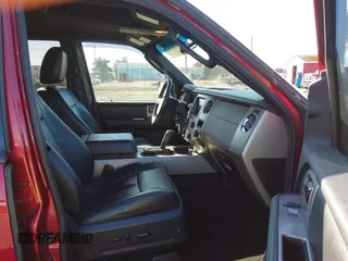 2015 Ford Expedition XLT z VIN 1FMJU1JT3FEF15203, wystawiony jako IAAI lot #41671209 z przebiegiem 135 849 mil mil oraz . Historia ofert i sprzedaży dostępna na DreamBid. Obrazek 5.