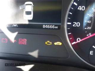 2023 Kia Forte LXS z VIN 3KPF24AD5PE554908, wystawiony jako IAAI lot #41781608 z przebiegiem 84 666 mil mil oraz . Historia ofert i sprzedaży dostępna na DreamBid. Obrazek 16.