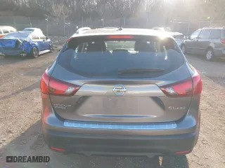 2017 Nissan Rogue Sport SL with VIN JN1BJ1CR8HW143280, listed as a IAAI auction lot 41493983 with 90,200 mi miles. Bid and sale history available at carsss.com. Image 17.