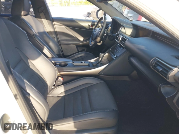 2019 Lexus IS 300 z VIN JTHBA1D21K5093168, wystawiony jako IAAI lot #42110034 z przebiegiem 68 351 mil mil oraz . Historia ofert i sprzedaży dostępna na DreamBid. Obrazek 5.
