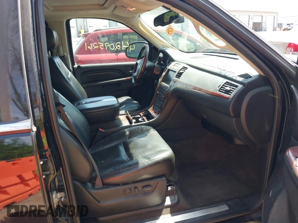 2011 Cadillac Escalade ESV Premium with VIN 1GYS4JEFXBR161853, listed as a IAAI auction lot 42095261 with 210,363 mi miles and . Bid and sale history available at DreamBid. Image 5.