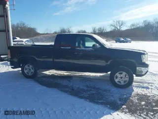 2011 GMC Sierra 1500 SLE with VIN 1GTR2VE33BZ126921, listed as a IAAI auction lot 41373492 with 161,167 mi miles. Bid and sale history available at carsss.com. Image 13.