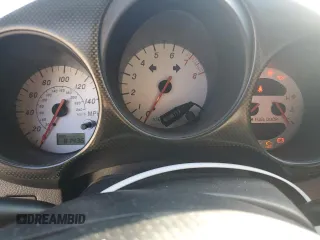 2001 Toyota MR2 z VIN JTDFR320X10028078, wystawiony jako Copart lot #85923434 z przebiegiem 81 436 mil mil oraz Szkoda całkowita • Salvage title. Historia ofert i sprzedaży dostępna na DreamBid. Obrazek 9.