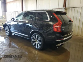 2021 Volvo XC90 Inscription with VIN YV4A221L3M1769642, listed as a Copart auction lot 59743205 with 41,765 mi miles and Salvage title. Bid and sale history available at DreamBid. Image 2.