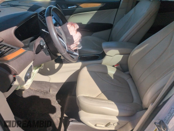2015 Lincoln MKC z VIN 5LMTJ2AH7FUJ26375, wystawiony jako Copart lot #57830425 z przebiegiem 96 169 mil mil oraz Szkoda całkowita • Salvage title. Historia ofert i sprzedaży dostępna na DreamBid. Obrazek 7.