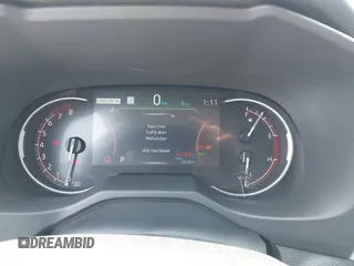 2024 Toyota RAV4 XLE Premium z VIN 2T3A1RFV6RC462114, wystawiony jako IAAI lot #42438905 z przebiegiem 3 620 mil mil oraz . Historia ofert i sprzedaży dostępna na DreamBid. Obrazek 7.