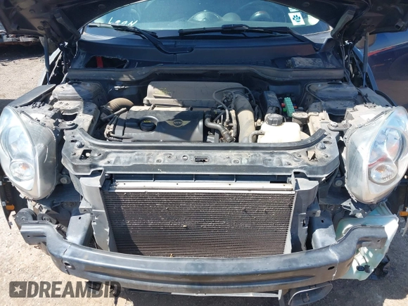 2014 MINI Countryman S with VIN WMWZC3C5XEWP27221, listed as a IAAI auction lot 41957817 with 112,353 mi miles and . Bid and sale history available at DreamBid. Image 10.