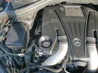 2018 Mercedes-Benz GLS 550 with VIN 4JGDF7DE9JB121870, listed as a Copart auction lot 71542495 with 70,273 mi miles and Salvage title. Bid and sale history available at DreamBid. Image 17.