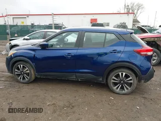 2020 Nissan Kicks SV with VIN 3N1CP5CV9LL520849, listed as a IAAI auction lot 41561346 with 89,018 mi miles. Bid and sale history available at carsss.com. Image 14.