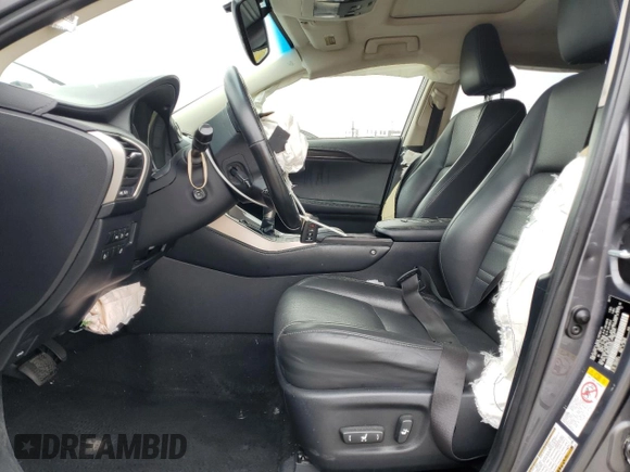 2017 Lexus NX 300h z VIN JTJBJRBZ2H2065807, wystawiony jako Copart lot #60371945 z przebiegiem 183 250 mil mil oraz Szkoda całkowita • Salvage title. Historia ofert i sprzedaży dostępna na DreamBid. Obrazek 7.