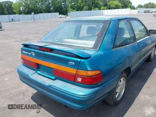 1994 Ford Escort z VIN 1FARP11J7RW270259, wystawiony jako IAAI lot #42341647 z przebiegiem 74 472 mil mil oraz . Historia ofert i sprzedaży dostępna na DreamBid. Obrazek 4.