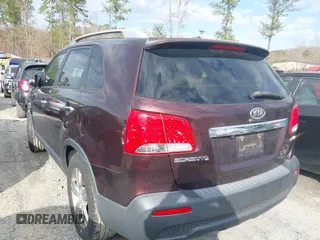 2013 Kia Sorento EX with VIN 5XYKU4A29DG325878, listed as a IAAI auction lot 41546222 with 346,852 mi miles and . Bid and sale history available at carsss.com. Image 3.