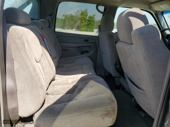 2005 Chevrolet Avalanche LS with VIN 3GNEC12ZX5G238124, listed as a Copart auction lot 53642075 with 304,520 mi miles and Clean Title. Bid and sale history available at carsss.com. Image 10.