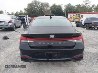 2023 Hyundai Elantra SEL z VIN KMHLS4AG8PU428374, wystawiony jako IAAI lot #41301866 z przebiegiem 19 581 mil mil oraz . Historia ofert i sprzedaży dostępna na DreamBid. Obrazek 16.