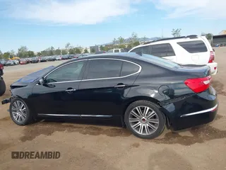 2014 Kia Cadenza Premium z VIN KNALN4D70E5129618, wystawiony jako IAAI lot #42023255 z przebiegiem 125 650 mil mil oraz . Historia ofert i sprzedaży dostępna na DreamBid. Obrazek 15.