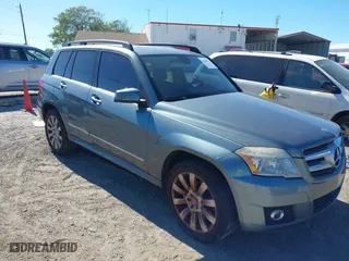 2012 Mercedes-Benz GLK-Class GLK 350 with VIN WDCGG8HB7CF789273, listed as a IAAI auction lot 41865724 with 119,218 mi miles. Bid and sale history available at carsss.com. Image 1.