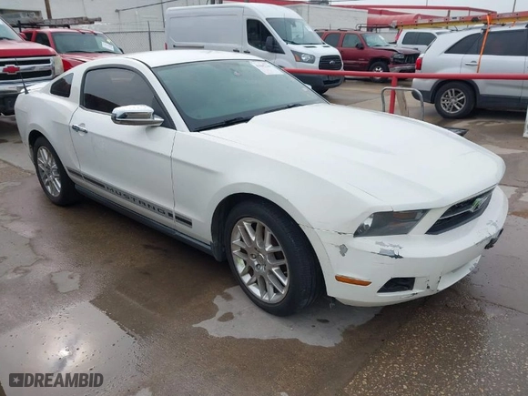 2012 Ford Mustang V6 Premium with VIN 1ZVBP8AM7C5237562, listed as a IAAI auction lot 41842246 with 178,867 mi miles. Bid and sale history available at carsss.com. Image 1.