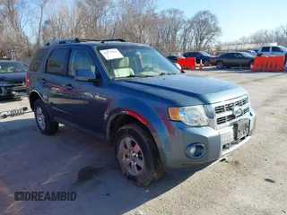 2011 Ford Escape Limited with VIN 1FMCU0E70BKB03218, listed as a IAAI auction lot 41770586 with 159,823 mi miles. Bid and sale history available at carsss.com. Image 1.