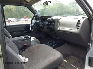 2002 Ford Ranger XL Fleet z VIN 1FTZR45E72TA02399, wystawiony jako IAAI lot #42545332 z przebiegiem 130 480 mil mil oraz . Historia ofert i sprzedaży dostępna na DreamBid. Obrazek 5.