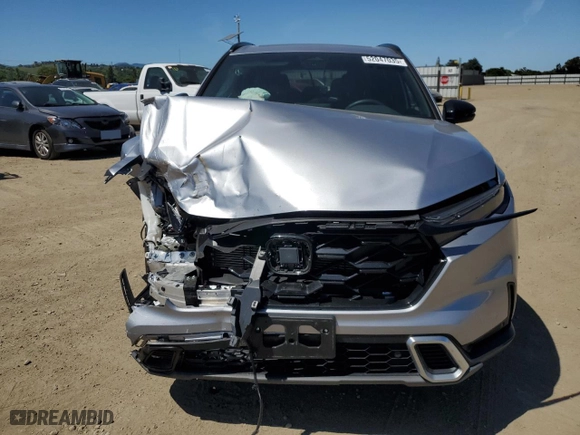 2024 Honda CR-V Hybrid Sport Touring with VIN 7FARS6H91RE052103, listed as a Copart auction lot 52047035 with 7,091 mi miles and Salvage Title. Bid and sale history available at carsss.com. Image 5.