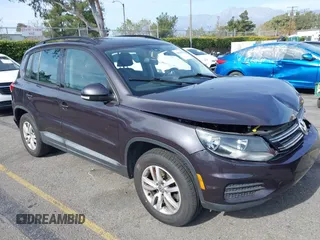 2016 Volkswagen Tiguan SE z VIN WVGAV7AX0GW539165, wystawiony jako IAAI lot #40909975 z przebiegiem 87 394 mil mil oraz . Historia ofert i sprzedaży dostępna na DreamBid. Obrazek 1.
