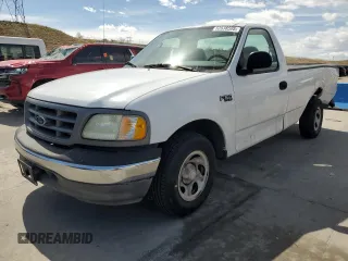2003 Ford F-150 XL с VIN 2FTRF17233CA95766, выставлен на аукционе Copart как лот 52638505 с пробегом 68 162 миль миль и Списание • Salvage title. История ставок и продаж доступна на DreamBid. Изображение 1.