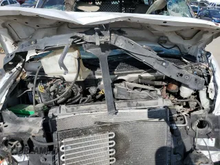 2005 Chevrolet Express Cargo z VIN 1GCHG35U151141642, wystawiony jako Copart lot #69855924 z przebiegiem 159 663 mil mil oraz Szkoda całkowita • Salvage title. Historia ofert i sprzedaży dostępna na DreamBid. Obrazek 7.