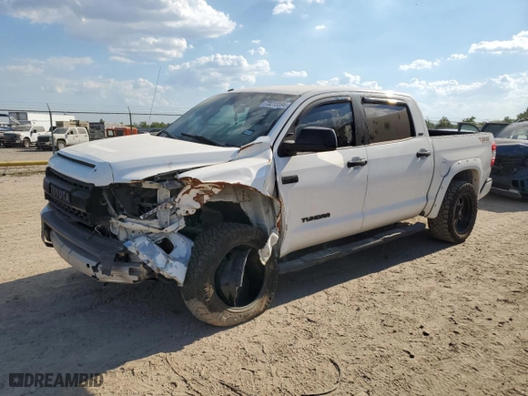 2016 Toyota Tundra 4WD Truck SR5 with VIN 5TFDW5F13GX563882, listed as a Copart auction lot 73215594 with NaN miles and Salvage Title. Bid and sale history available at carsss.com. Image 1.