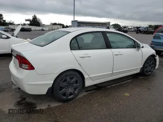 2009 Honda Civic LX z VIN 1HGFA16529L009019, wystawiony jako Copart lot #58039395 z przebiegiem 234 332 mil mil oraz Szkoda całkowita • Salvage title. Historia ofert i sprzedaży dostępna na DreamBid. Obrazek 3.