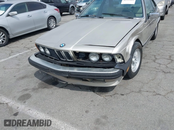 1985 BMW 6 Series 635CSi with VIN WBAEC8400F0610637, listed as a IAAI auction lot 41935412 with 129,943 mi miles. Bid and sale history available at carsss.com. Image 6.