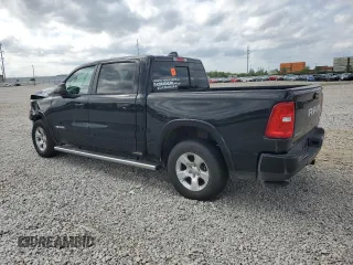 2025 Ram 1500 Big Horn z VIN 1C6RRFFG1SN523805, wystawiony jako Copart lot #57298595 z przebiegiem 3 557 mil mil oraz Szkoda całkowita • Salvage title. Historia ofert i sprzedaży dostępna na DreamBid. Obrazek 2.