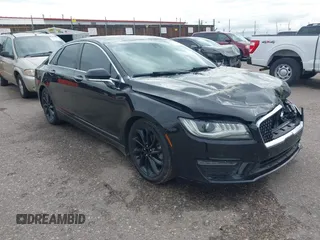 2020 Lincoln MKZ Reserve z VIN 3LN6L5F94LR611654, wystawiony jako IAAI lot #42364542 z przebiegiem 42 678 mil mil oraz . Historia ofert i sprzedaży dostępna na DreamBid. Obrazek 1.