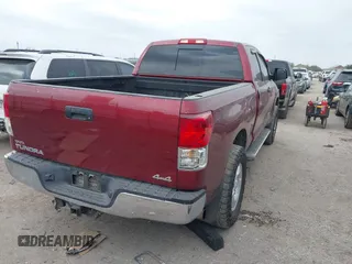 2010 Toyota Tundra 4WD Truck with VIN 5TFUM5F1XAX007758, listed as a IAAI auction lot 41545602 with 441,934 mi miles. Bid and sale history available at carsss.com. Image 4.